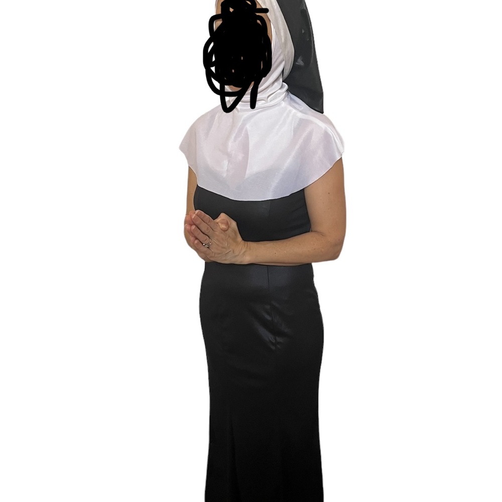 Adult Sexy Nun Costume Sleeveless 3 Piece Size Small